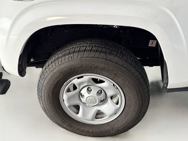 Used 2023 Toyota Tacoma SR image 29