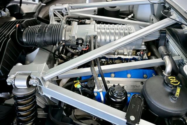 Used 2006 Ford GT RWD image 27