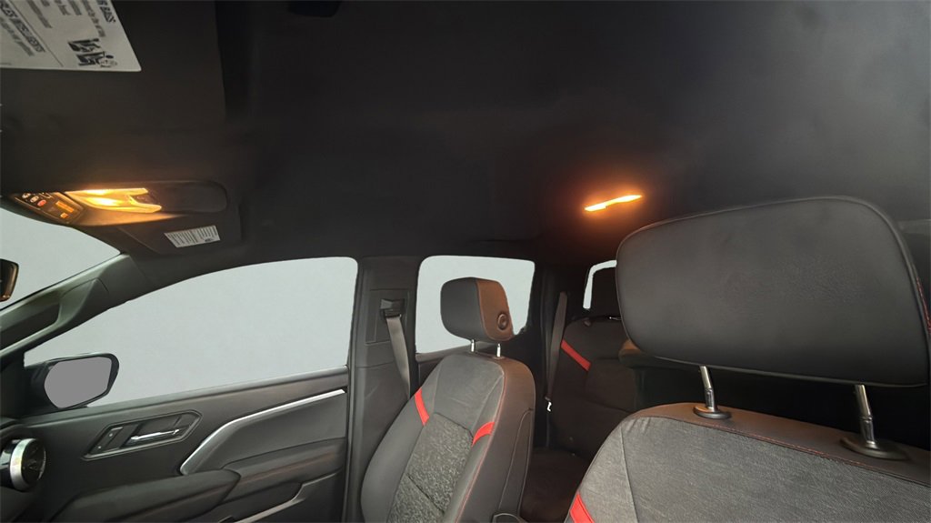 Used 2023 Chevrolet Colorado Z71 image 10