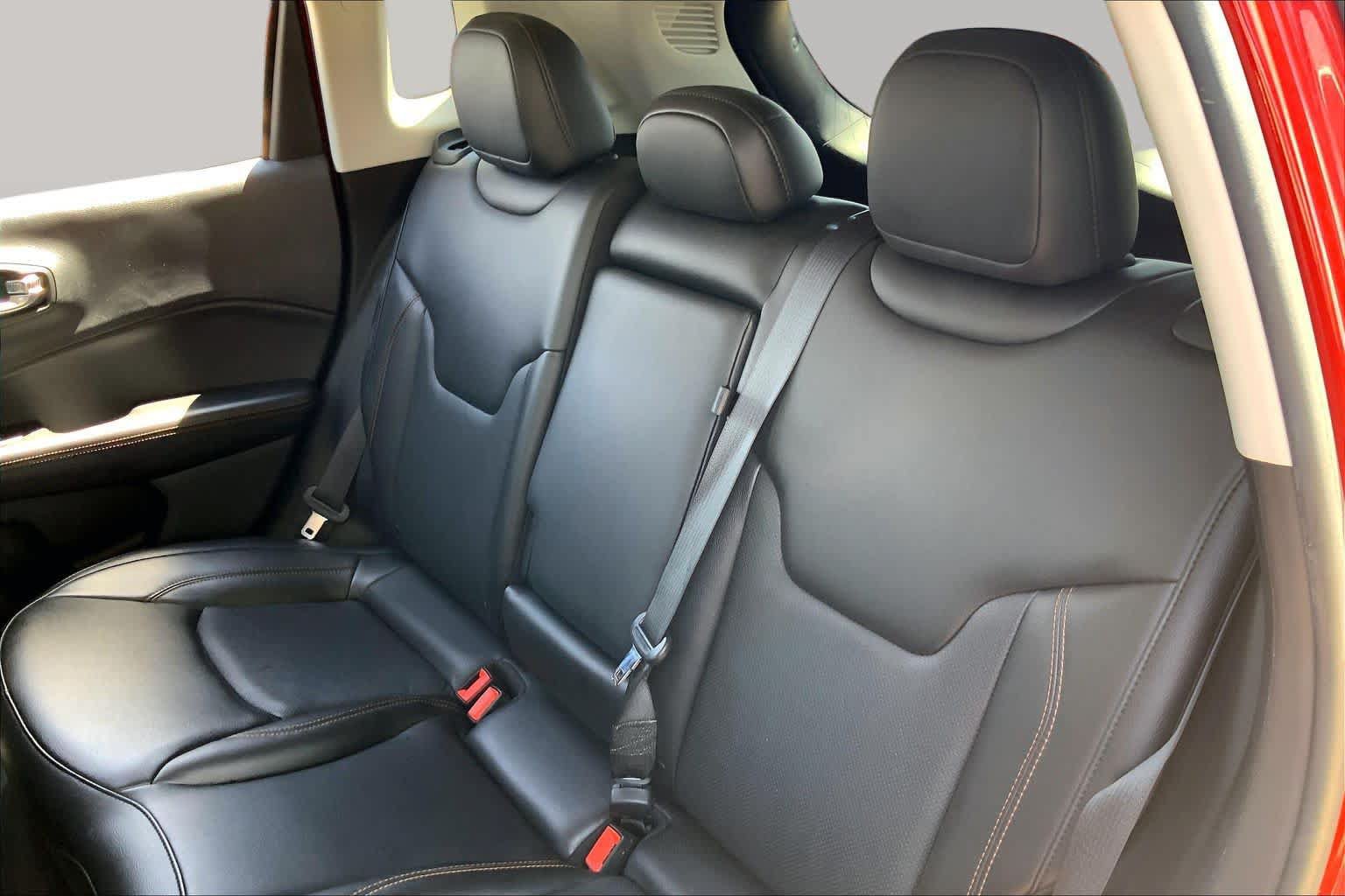 Used 2021 Jeep Compass Limited AWD/4WD image 21