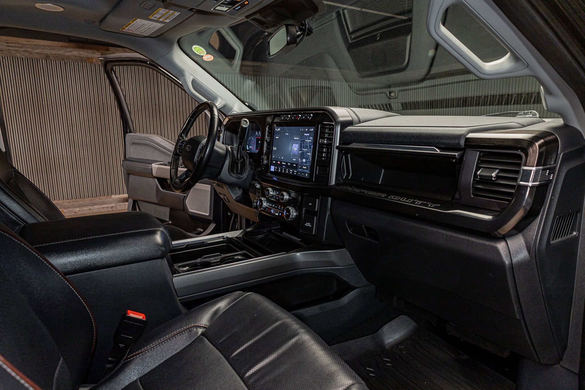 Used 2023 Ford F250 Lariat w/ Lariat Ultimate Package AWD/4WD image 14