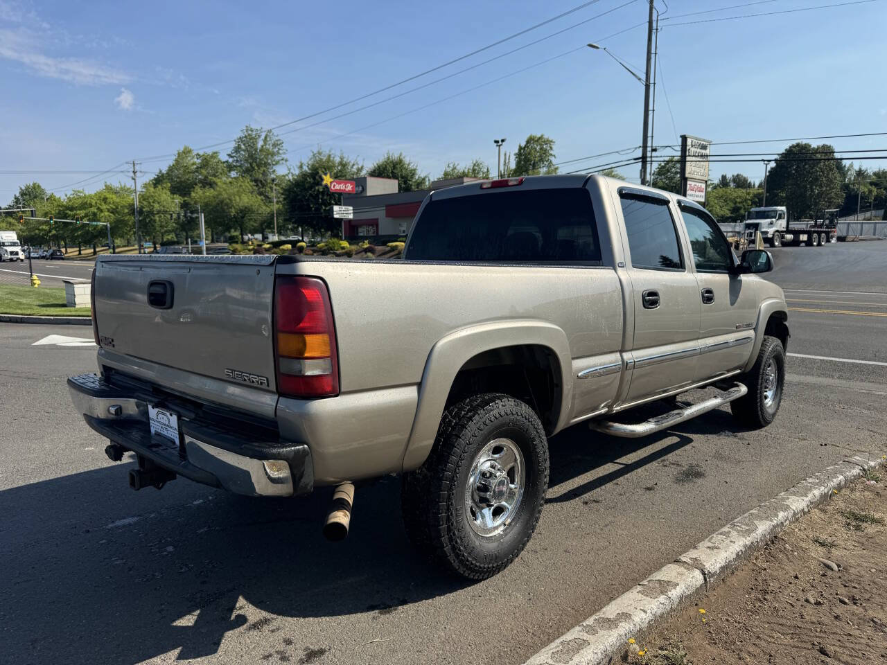 Used 2001 GMC Sierra 2500 4x4 Crew Cab HD w/ SLT Marketing Option Pkg image 6