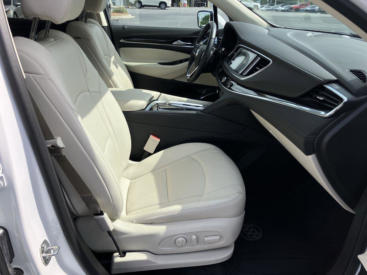Used 2022 Buick Enclave Essence w/ Experience Buick Package FWD image 35