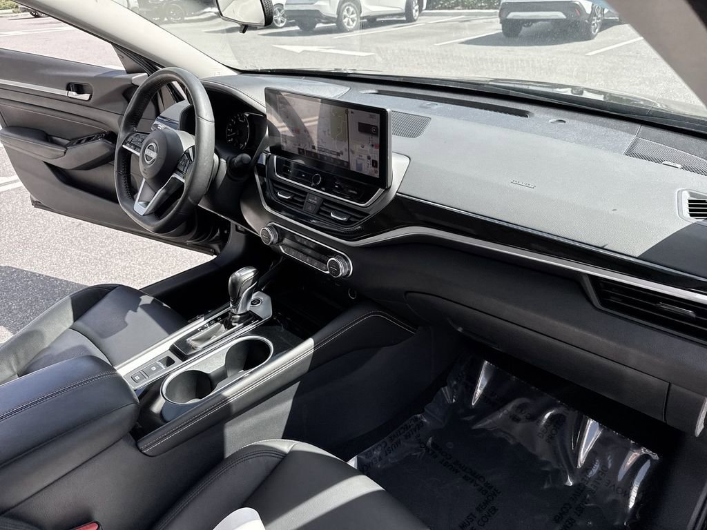 Used 2023 Nissan Altima 2.0 SR image 33