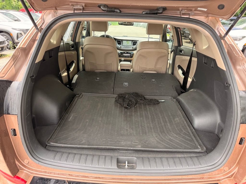 Used 2017 Hyundai Tucson SE Plus AWD/4WD image 36