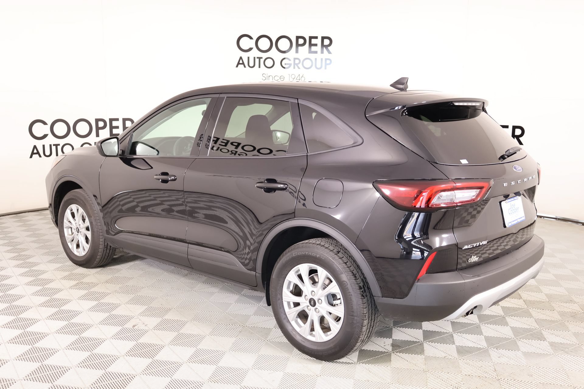 Used 2025 Ford Escape Active AWD/4WD image 21