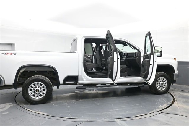 Certified 2024 Chevrolet Silverado 2500 LT image 50