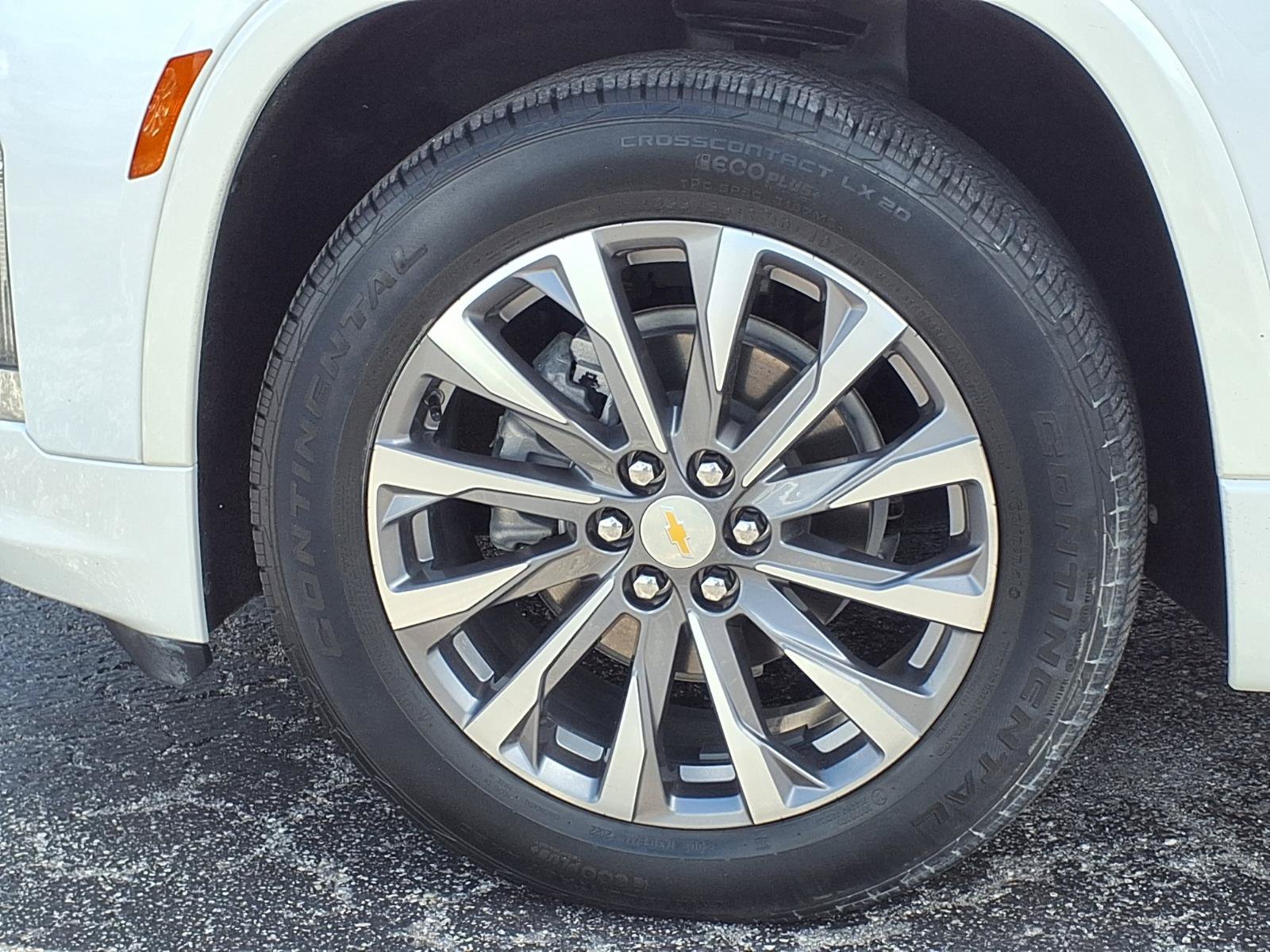 Certified 2023 Chevrolet Traverse Premier FWD image 29