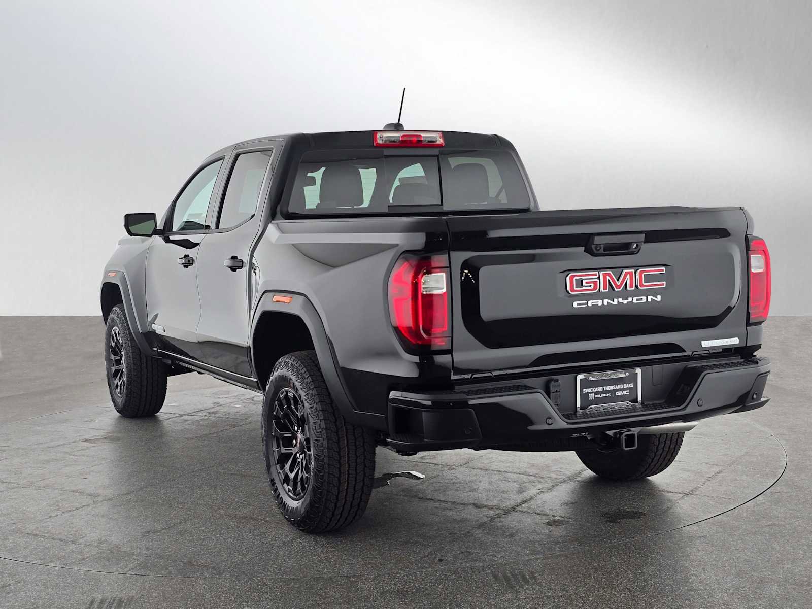 New 2026 GMC Canyon Elevation w/ Convenience Package image 5
