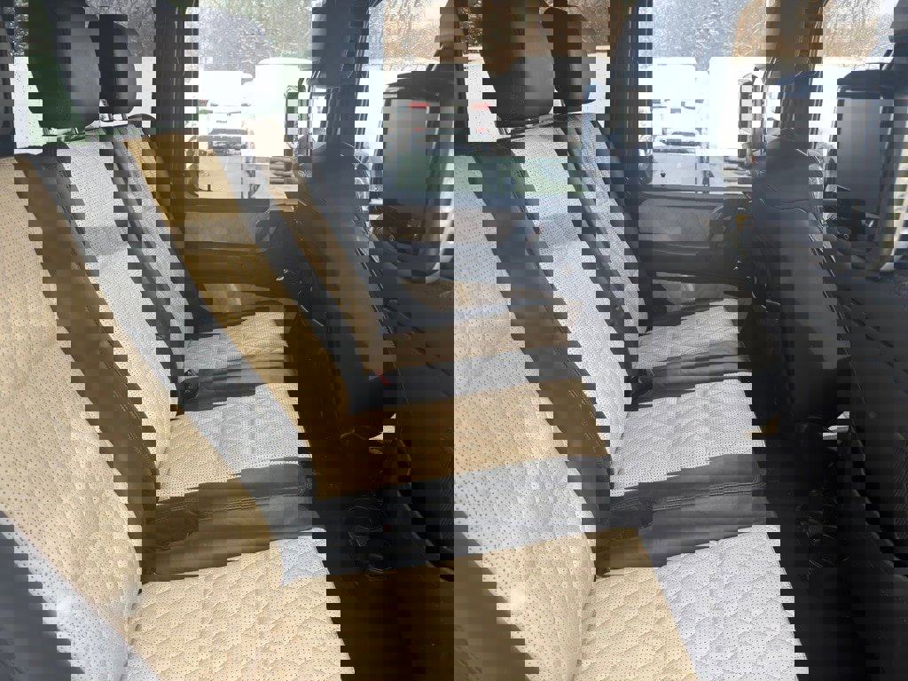 Used 2016 Mercedes-Benz G 63 AMG 4MATIC image 41