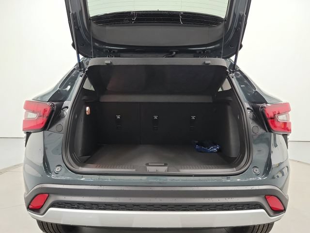 New 2026 Chevrolet Trax LT w/ LT Convenience Package FWD image 29