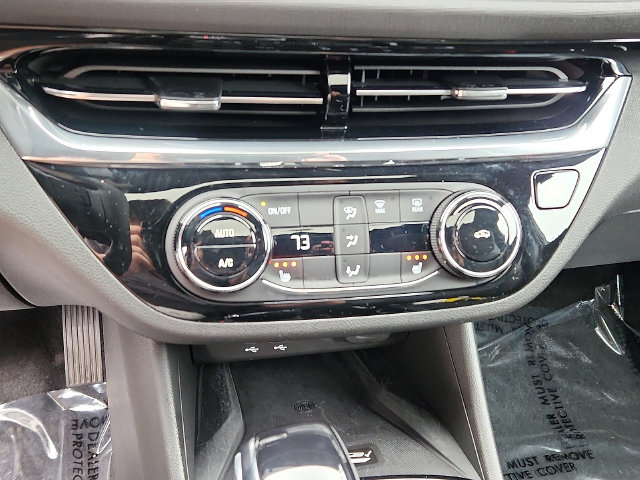 Used 2025 Buick Envista Sport Touring w/ Convenience I Package FWD image 16