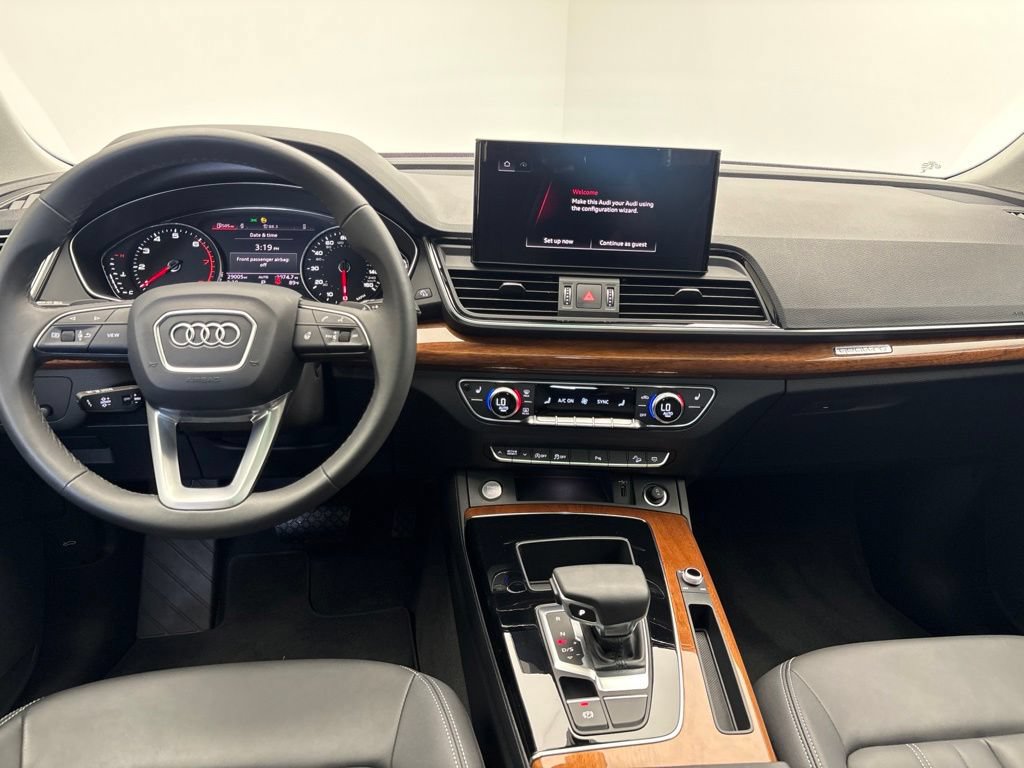 Certified 2023 Audi Q5 2.0T Premium w/ Convenience Package AWD/4WD image 30