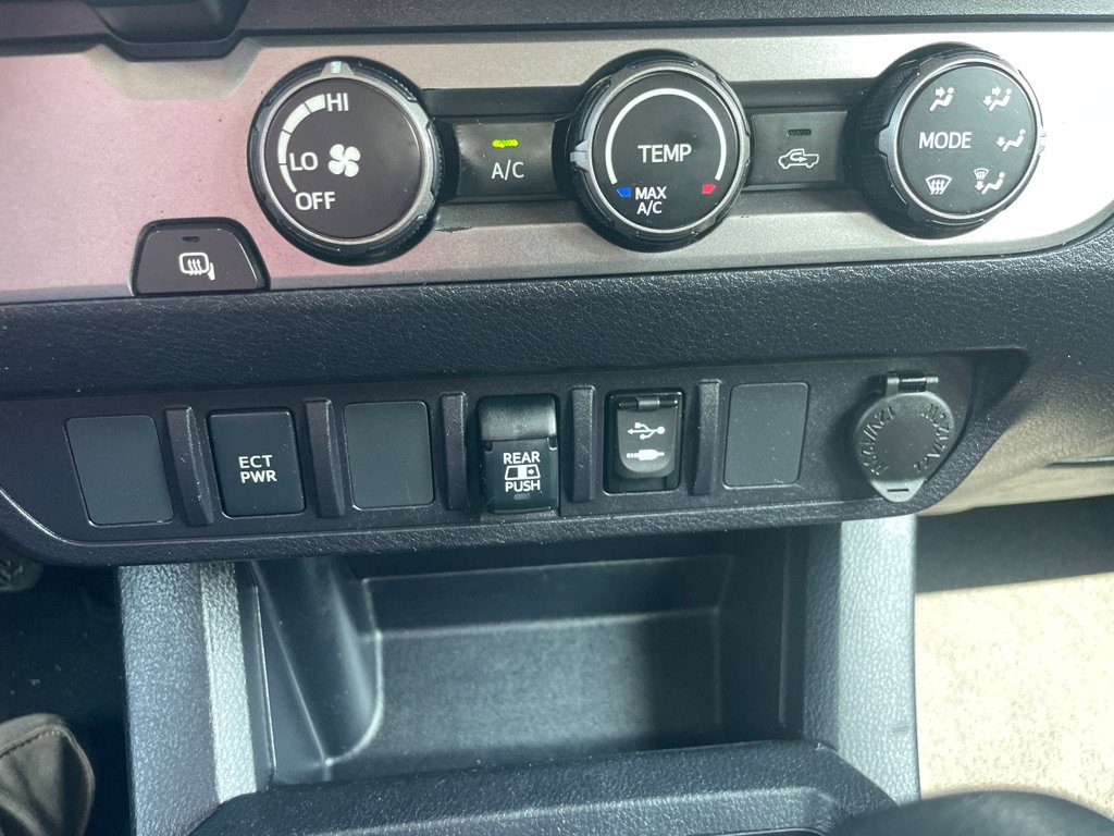 Used 2019 Toyota Tacoma TRD Off-Road image 22