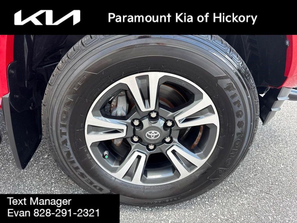 Used 2016 Toyota Tacoma TRD Sport w/ Towing Package AWD/4WD image 9