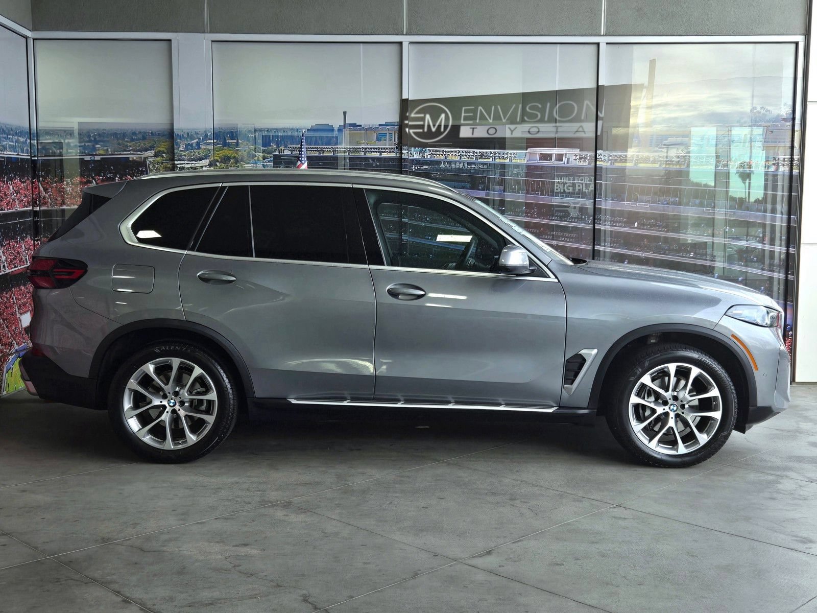 Used 2026 BMW X5 xDrive40i AWD/4WD image 4