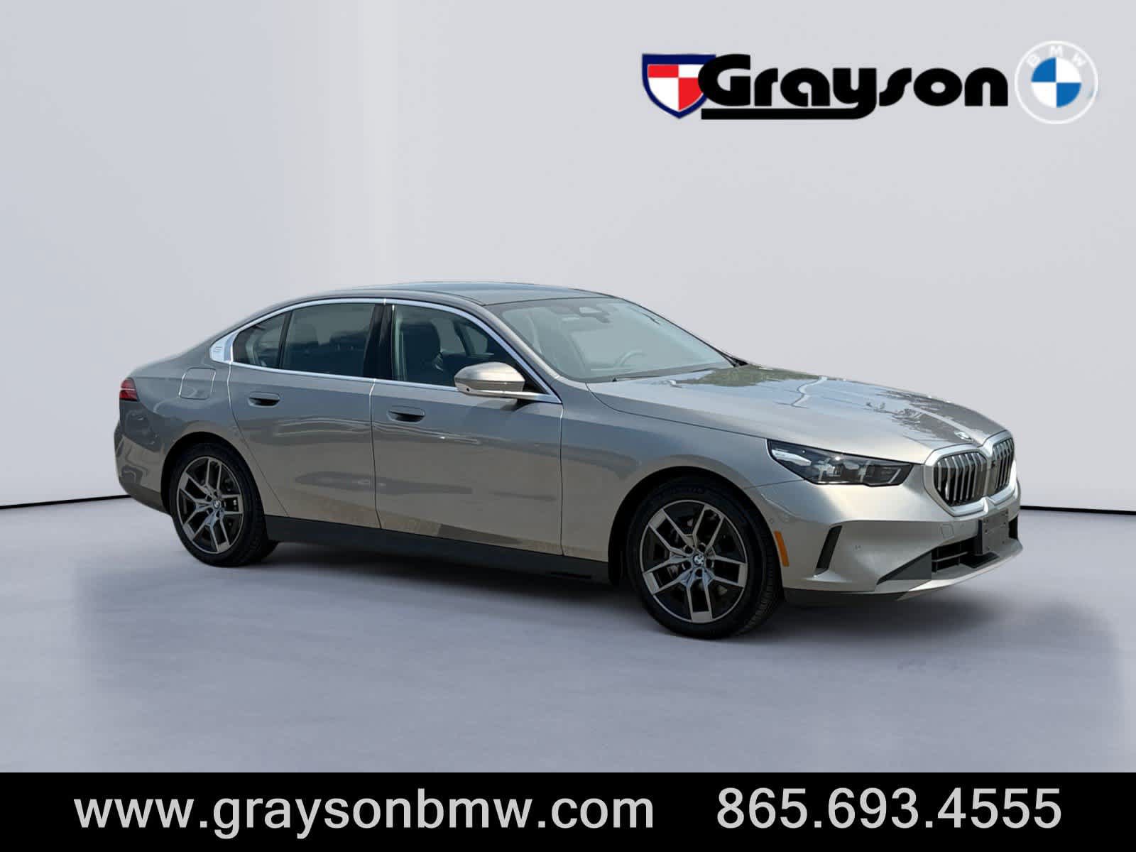 Used 2026 BMW 540i xDrive w/ Executive Package AWD/4WD video 1