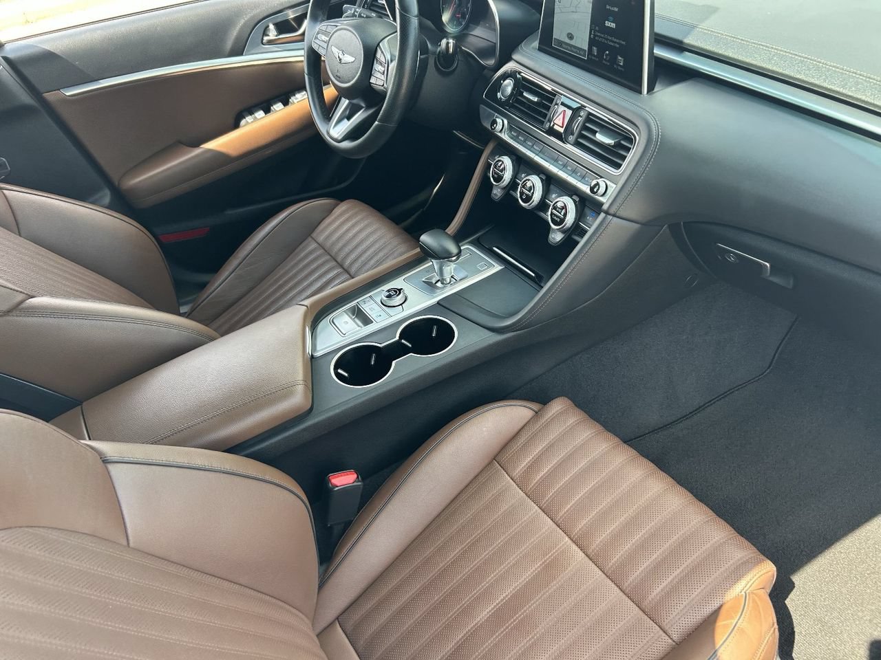 Used 2021 Genesis G70 3.3T RWD image 13