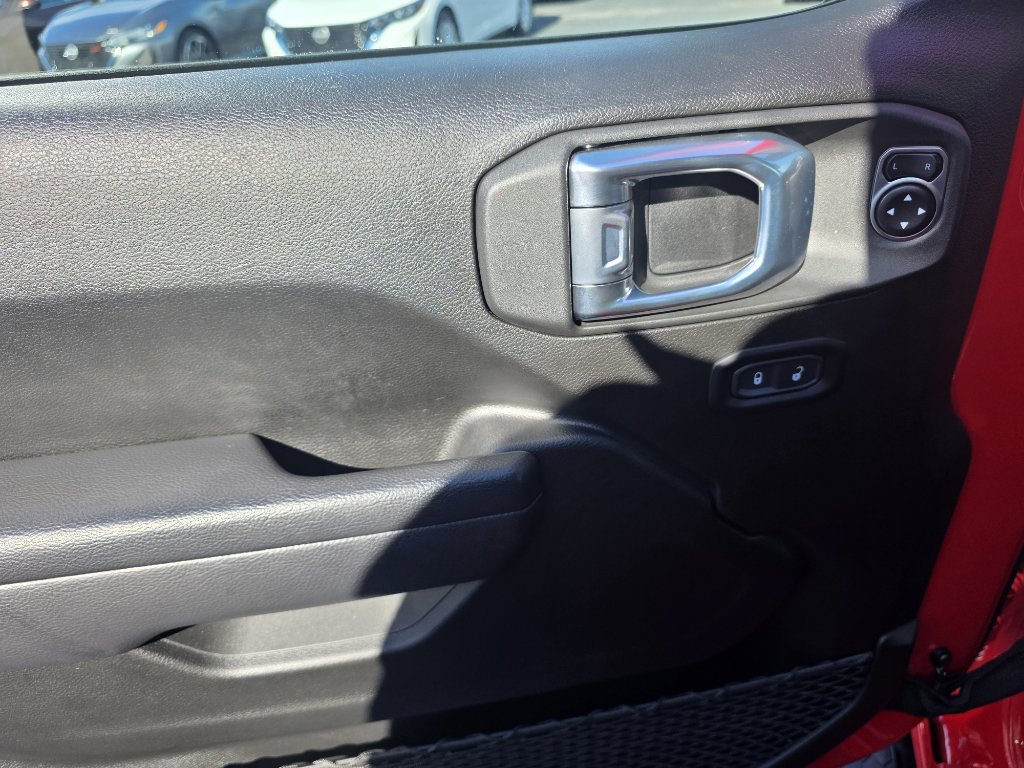 Used 2024 Jeep Wrangler Sport S image 10