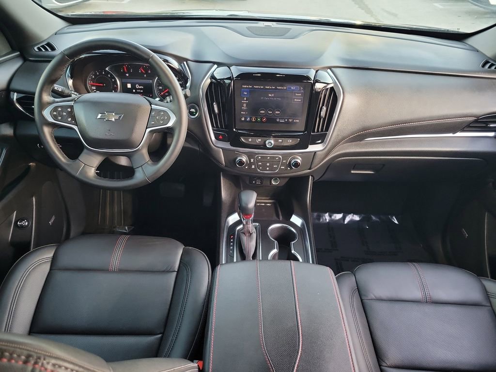 Used 2023 Chevrolet Traverse RS image 9