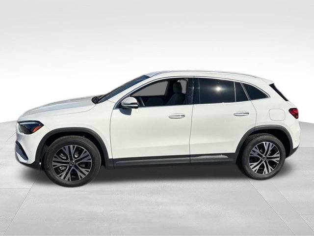 Used 2025 Mercedes-Benz GLA 250 4MATIC image 2