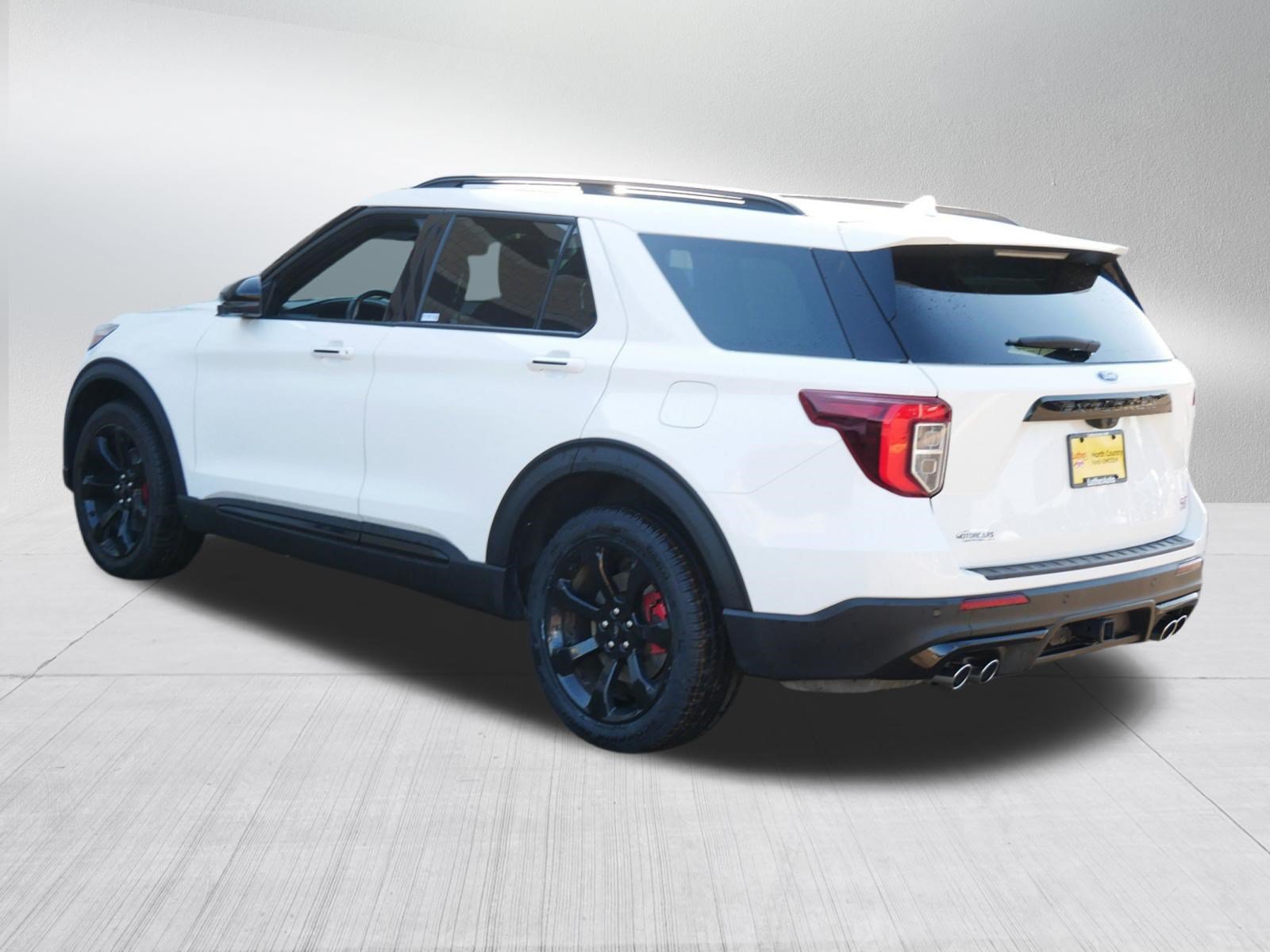 Certified 2023 Ford Explorer ST w/ Technology Package AWD/4WD image 5