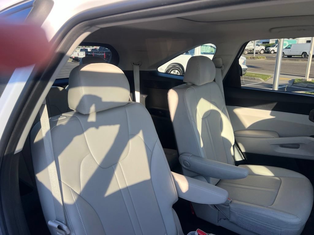 Used 2023 Kia Sorento EX w/ Panoramic Sunroof Package FWD image 42