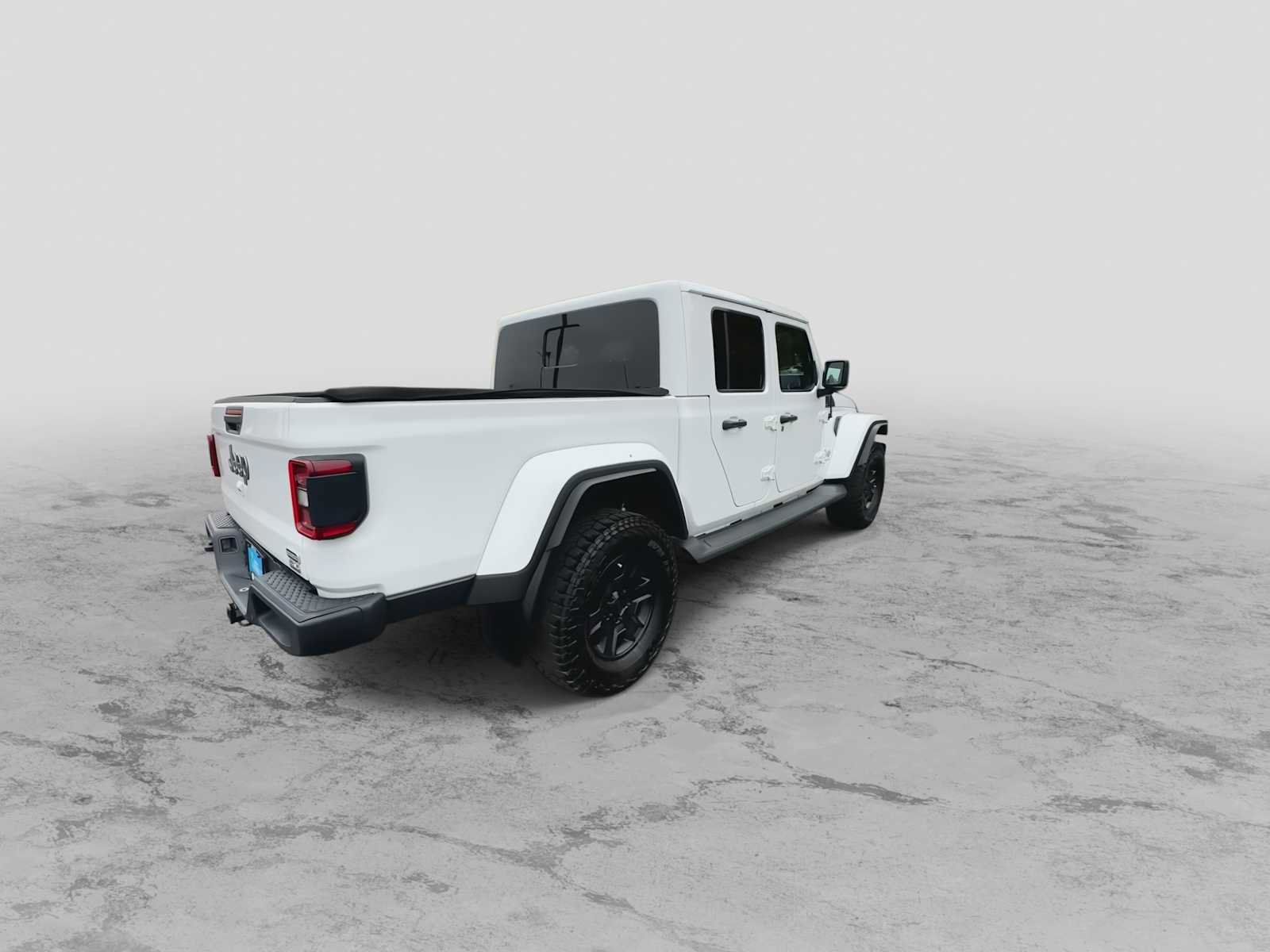 Used 2020 Jeep Gladiator Overland w/ Uconnect 4C Nav & Sound Group image 8