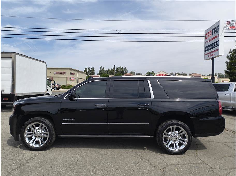 Used 2016 GMC Yukon XL Denali w/ Open Road Package image 19