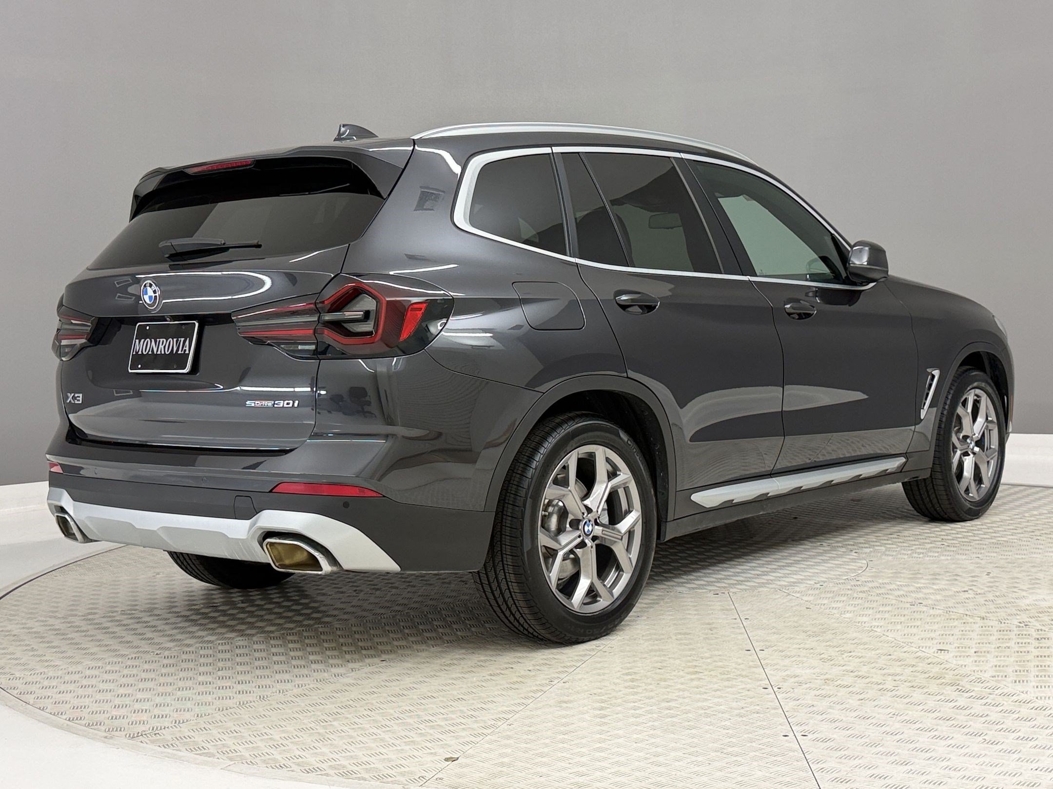 Certified 2023 BMW X3 sDrive30i w/ Convenience Package RWD image 9