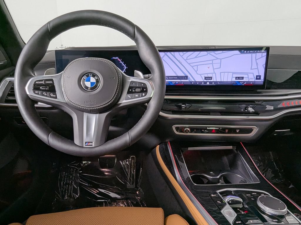 Used 2026 BMW X7 xDrive40i w/ M Sport Package AWD/4WD image 22