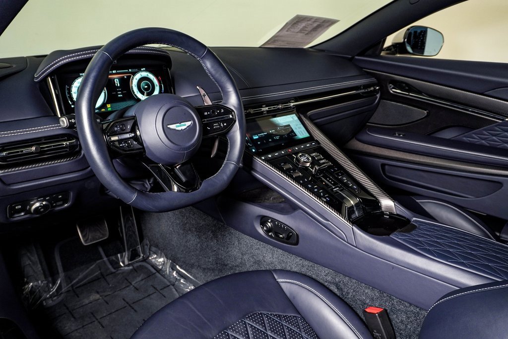 Used 2024 Aston Martin DB12 Coupe image 24