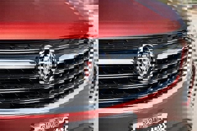 Used 2023 Buick Envision Essence image 10