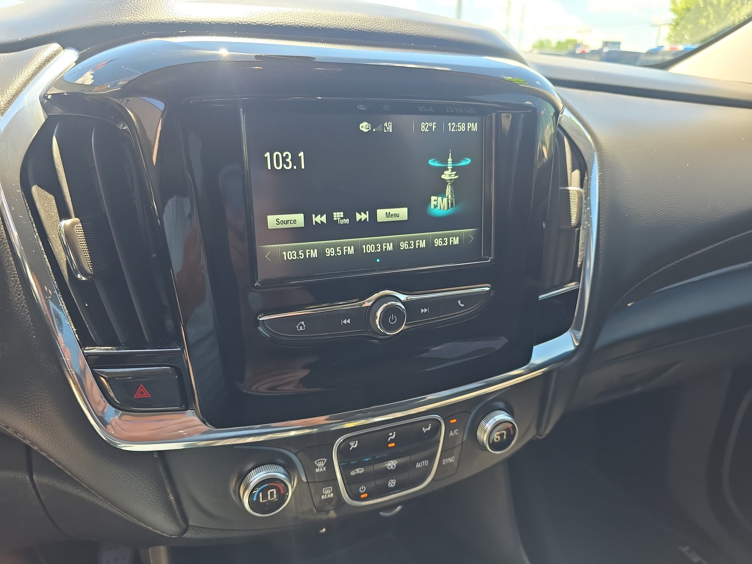 Used 2018 Chevrolet Traverse LS w/ LPO, Blackout Package FWD image 11