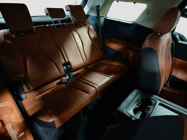 Used 2024 Kia Carnival SX FWD image 28