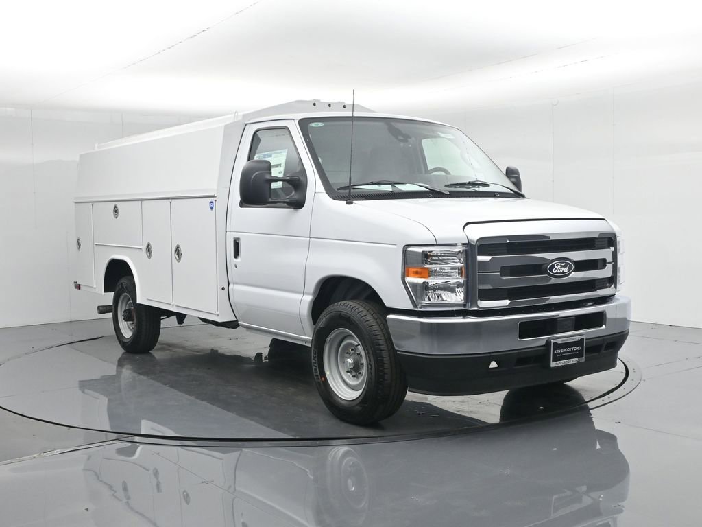New 2026 Ford E-350 and Econoline 350 Super Duty w/ Power Equipment Group image 60
