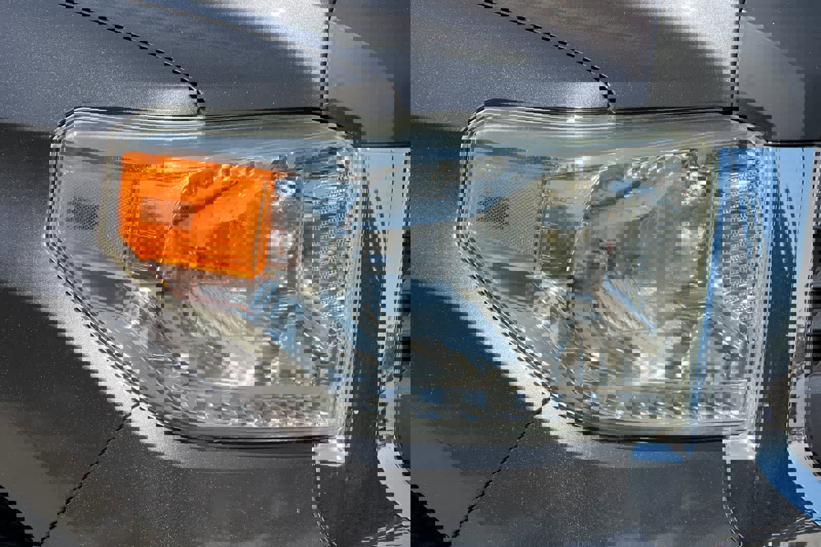 Used 2014 Toyota Tundra SR5 w/ SR5 Upgrade Package image 32