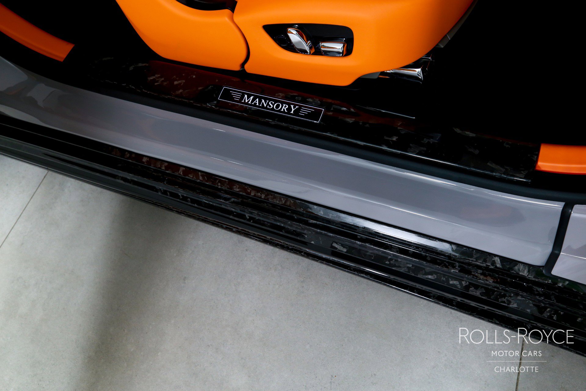 Used 2025 Rolls-Royce Spectre Black Badge w/ Spectre Enhancement Package image 28