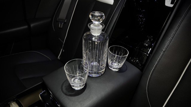Used 2020 Rolls-Royce Cullinan AWD/4WD image 35