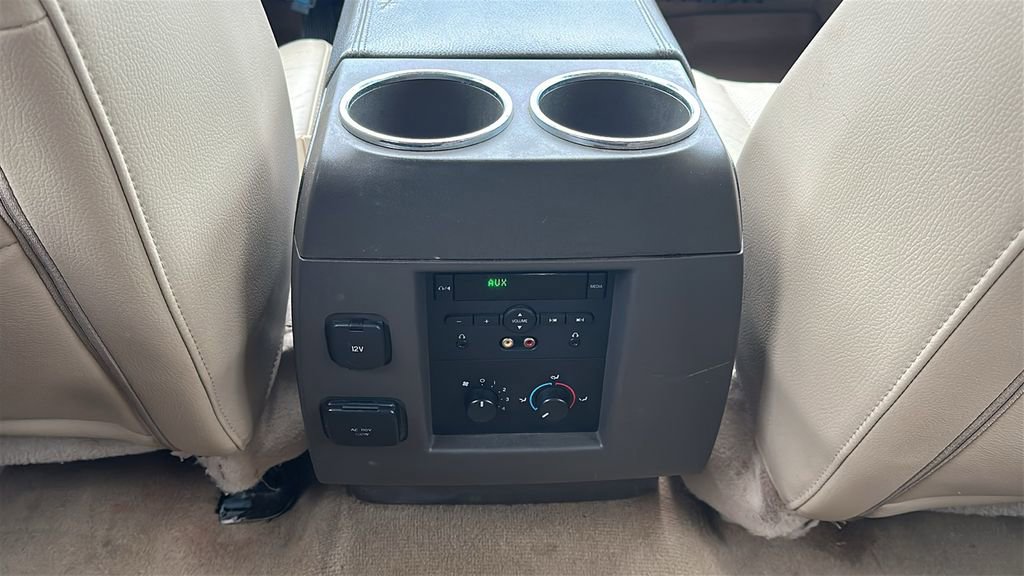 Used 2014 Ford Expedition XLT w/ Equipment Group 202A RWD image 30