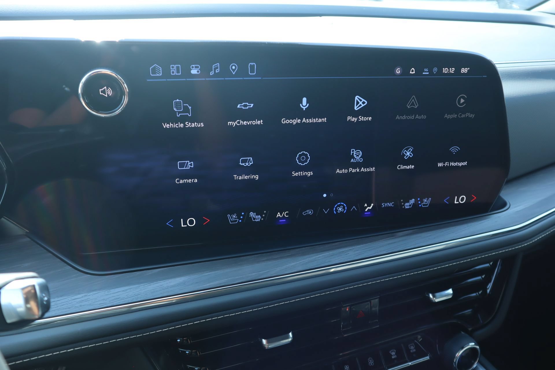 New 2026 Chevrolet Tahoe Premier w/ Sun And Tow Package AWD/4WD image 7