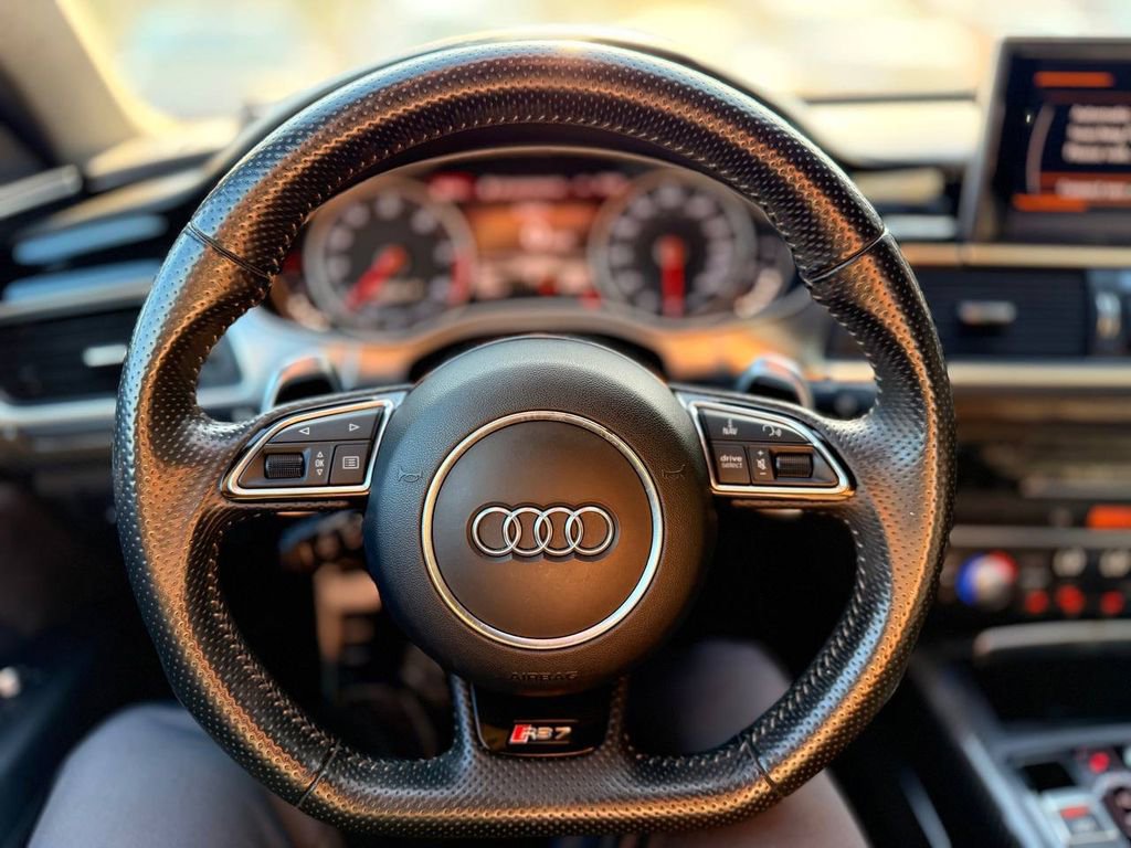 Used 2017 Audi RS 7 Performance w/ Driver Assistance Package image 29