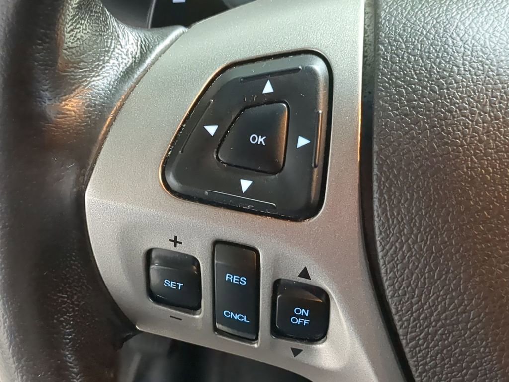 Used 2018 Ford Taurus SHO image 36