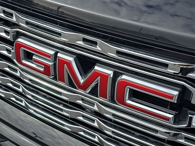 Used 2023 GMC Canyon Denali image 31