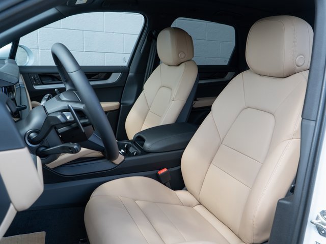 New 2026 Porsche Cayenne image 5