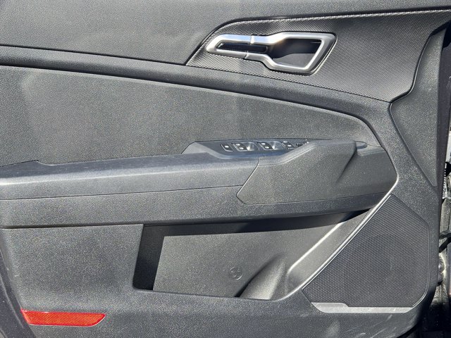 Used 2023 Kia Sportage LX image 12