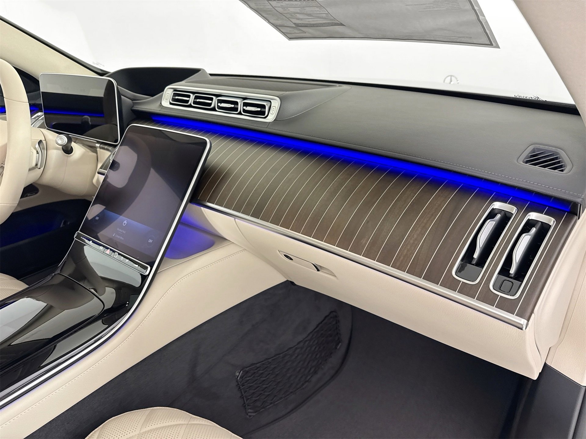 New 2026 Mercedes-Benz S 580 4MATIC Sedan image 32
