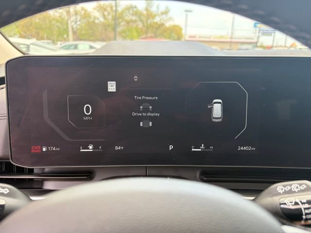 Certified 2025 Kia Carnival SX Prestige image 37