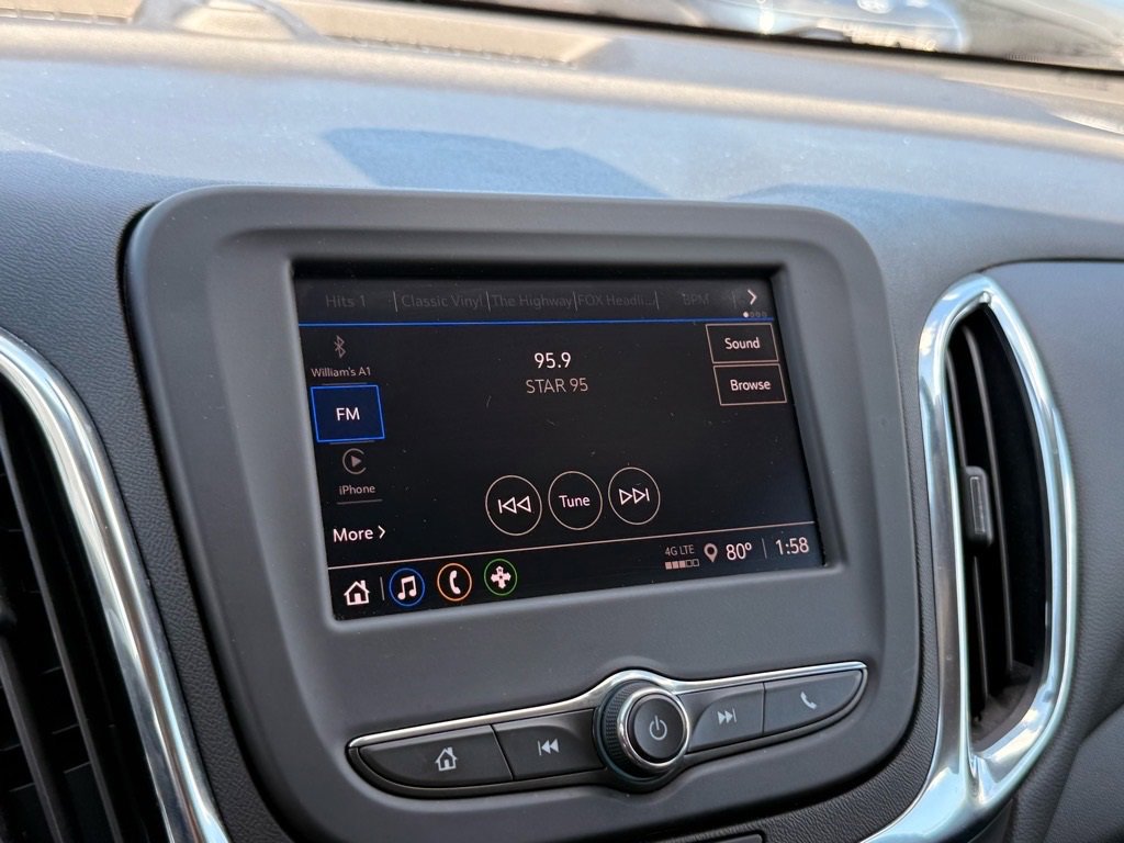 Used 2023 Chevrolet Equinox LT image 17