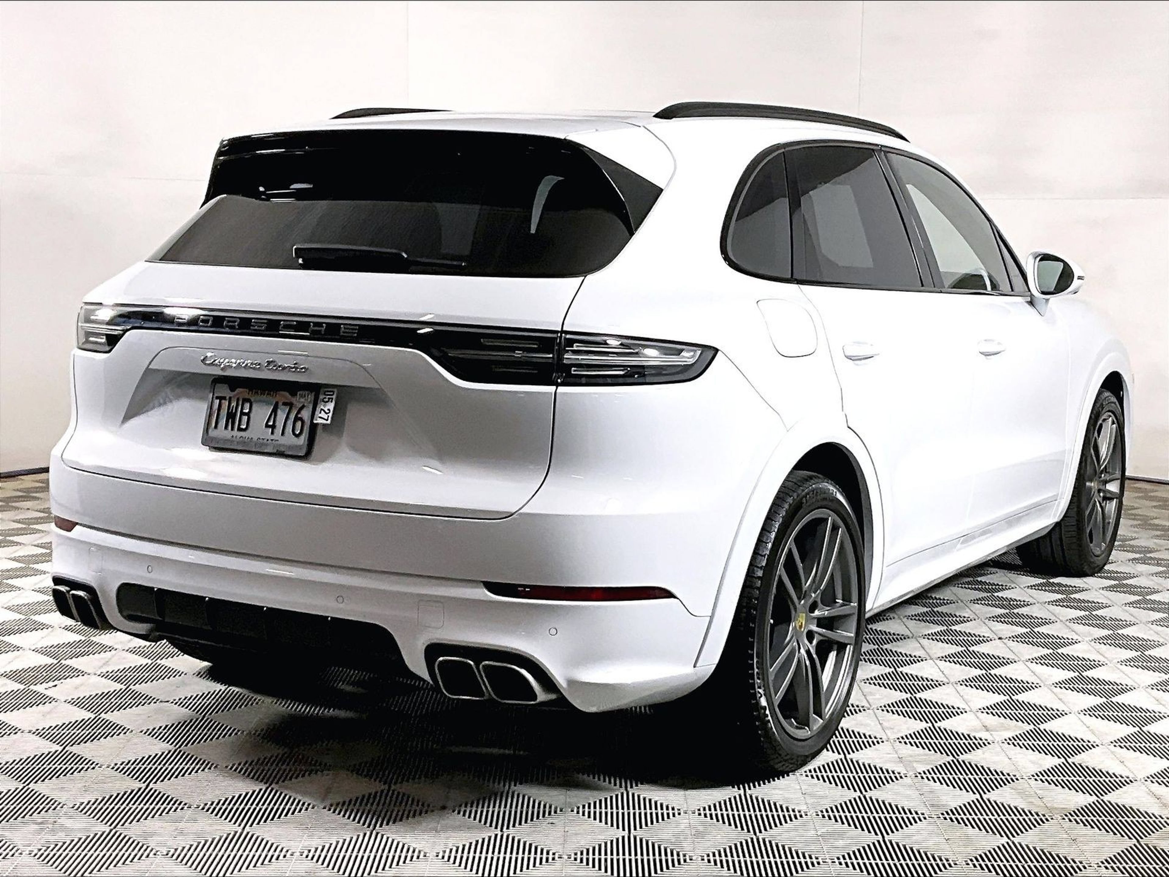 Certified 2019 Porsche Cayenne Turbo AWD/4WD image 9